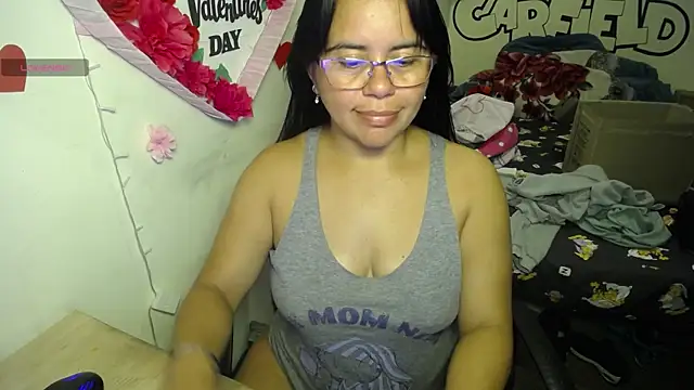 Miss  kendra  online show from 24, 6, 2026