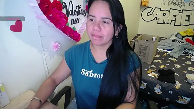 Miss  kendra  online show from 4, 7, 2026