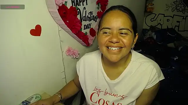 Miss  kendra  online show from 24, 4, 2026