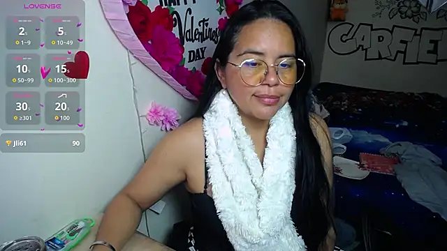 Snapshot of Miss__kendra_ chatting on 28, 3, 2026 Miss kendra online show from 28, 3, 2026