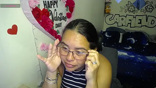 Miss  kendra  online show from 7, 5, 2026