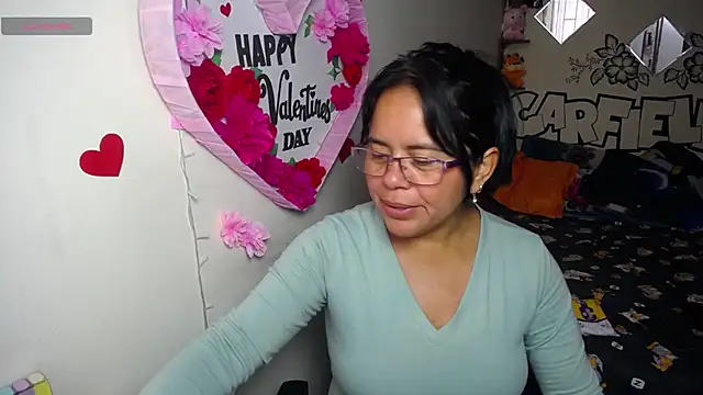 Miss  kendra  online show from 25, 5, 2026