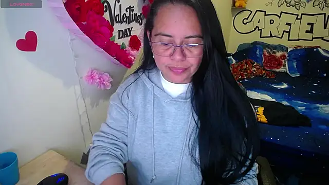 Snapshot of Miss__kendra_ chatting on 14, 4, 2026 Miss kendra online show from 14, 4, 2026