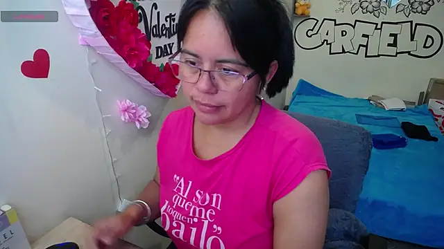 Miss  kendra  online show from 18, 5, 2026