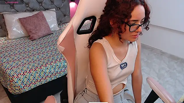 Dulcee Gaby online show from 13, 4, 2026