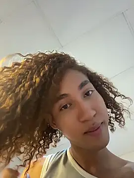 Chloe Celeste online show from 15, 5, 2026