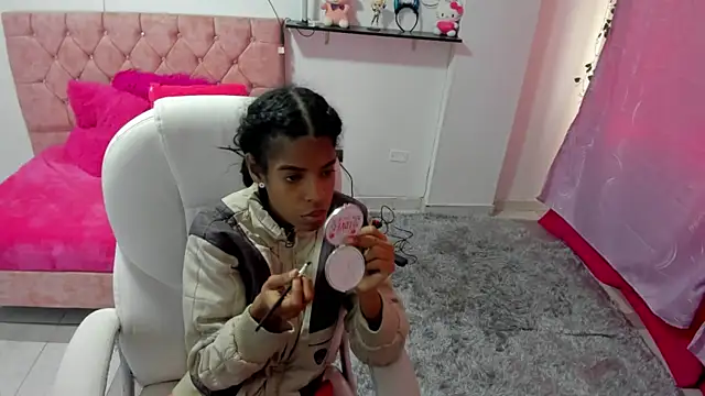 thianahorny online show from 16, 12, 2025