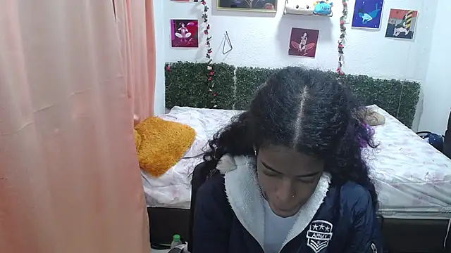 thianahorny online show from 19, 6, 2026
