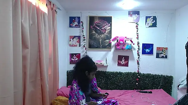 thianahorny online show from 23, 5, 2026