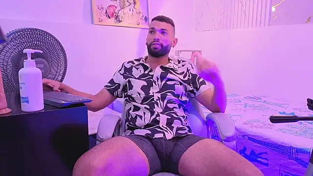 onlymen2025 online show from 14, 11, 2025