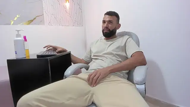 onlymen2025 online show from 25, 11, 2025