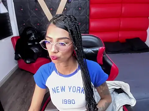 KarlaSlutSkinny   online show from 15, 5, 2026