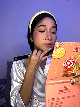 Snapshot of Ariasex_ chatting on 21, 10, 2025 Ariasex online show from 21, 10, 2025