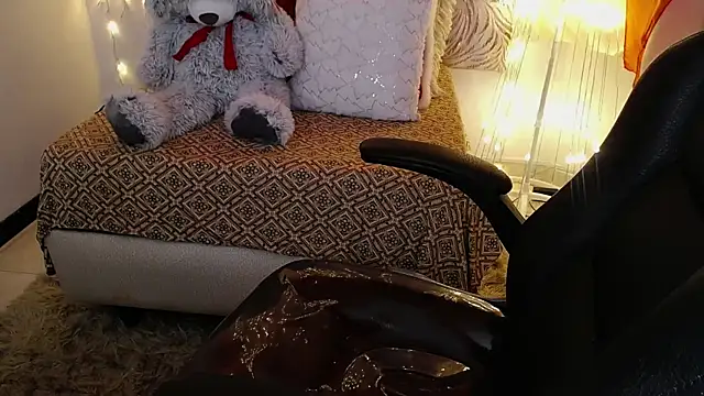 krishnaveni   online show from 3, 12, 2025