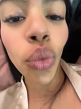 MeganHillss online show from 4, 6, 2026