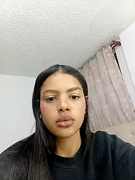 Snapshot of MeganHillss chatting on 9, 10, 2025 MeganHillss online show from 9, 10, 2025