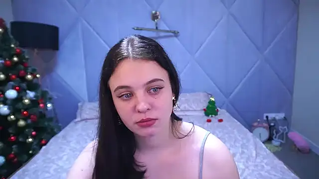 SnowWhiti online show from 21, 12, 2025