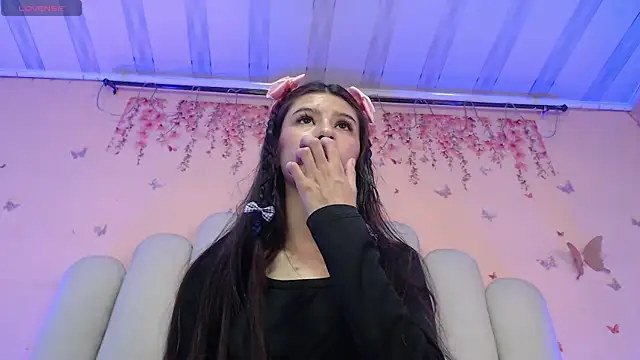 SweetRenata  online show from 5, 11, 2025