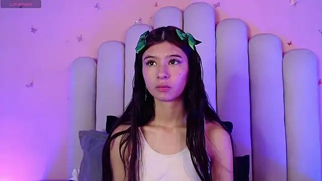 SweetRenata  online show from 15, 10, 2025