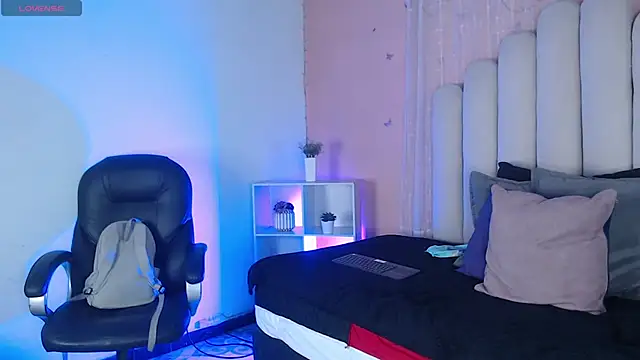 SweetRenata  online show from 17, 1, 2026