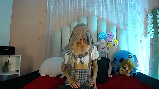 SweetRenata  online show from 12, 3, 2026