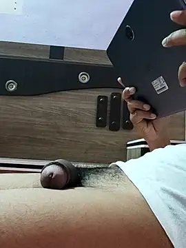 vickymtrb online show from 30, 10, 2025