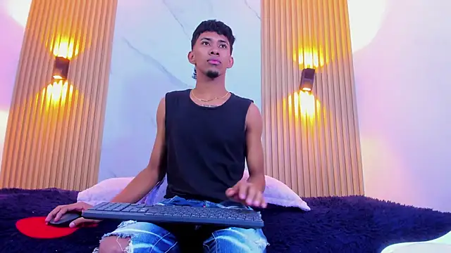 Ethan thouse online show from 9, 10, 2025