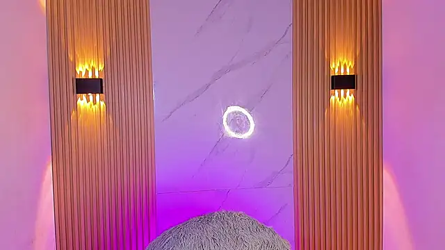 Ethan thouse online show from 28, 11, 2025