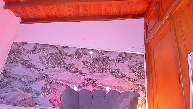 Ethan thouse online show from 19, 12, 2025