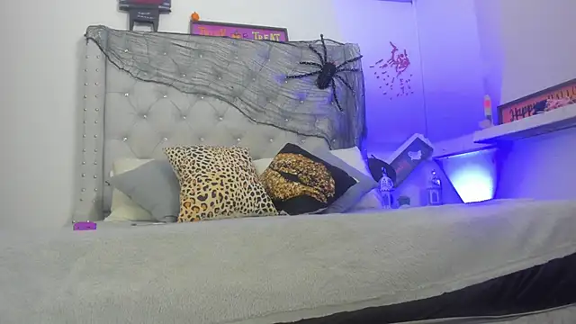 Snapshot of ChocoBunny1 chatting on 22, 10, 2025 ChocoBunny1 online show from 22, 10, 2025