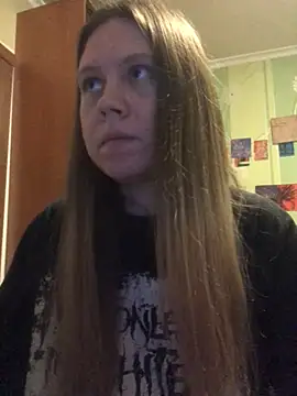 LunaVirelle online show from 23, 4, 2026