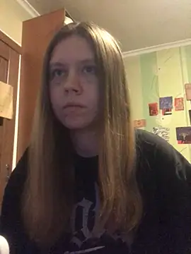 LunaVirelle online show from 9, 11, 2025