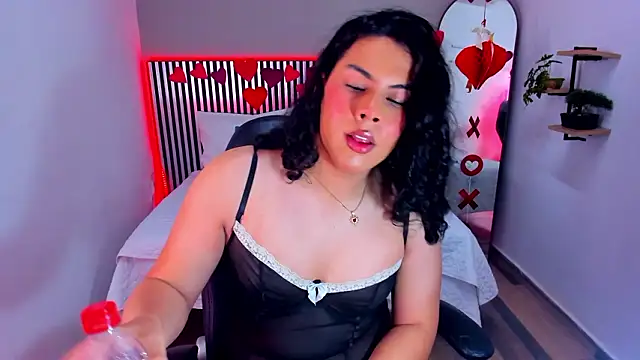 Snapshot of Little_Alli chatting on 15, 2, 2026 Little Alli online show from 15, 2, 2026