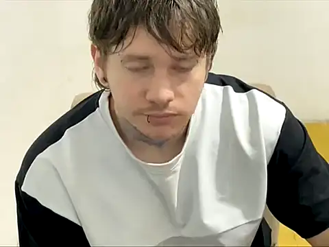 Snapshot of Skol_100802 chatting on 27, 2, 2026 Skol 100802 online show from 27, 2, 2026