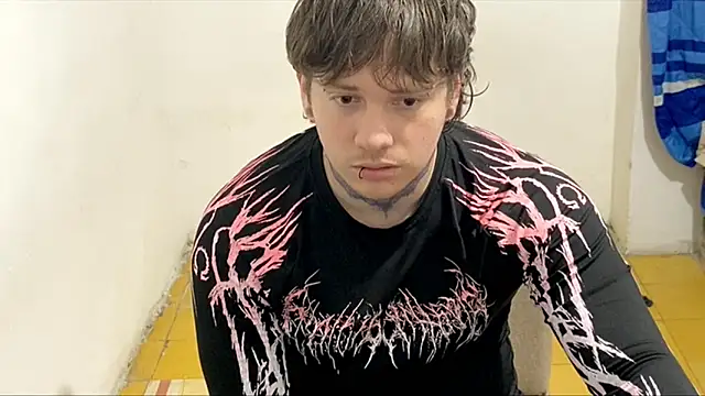 Snapshot of Skol_100802 chatting on 23, 2, 2026 Skol 100802 online show from 23, 2, 2026