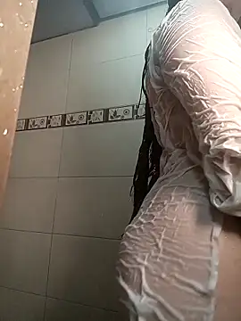 Scarlet Aura online show from 20, 11, 2025