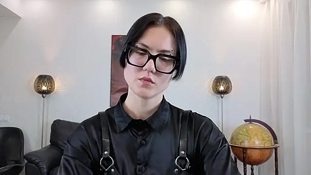 Marie Fitch online show from 4, 5, 2026