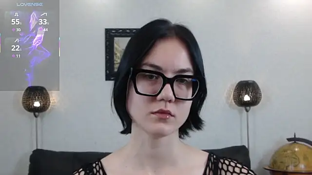 Marie Fitch online show from 25, 11, 2025