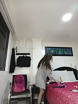 Lucy colee online show from 23, 11, 2025