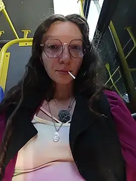 Snapshot of Lucy_colee chatting on 18, 12, 2025 Lucy colee online show from 18, 12, 2025