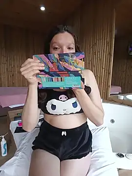 Snapshot of Lucy_colee chatting on 20, 12, 2025 Lucy colee online show from 20, 12, 2025