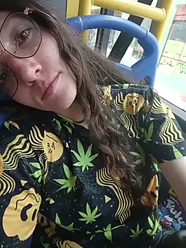 Lucy colee online show from 14, 11, 2025