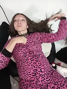 Lucy colee online show from 9, 3, 2026