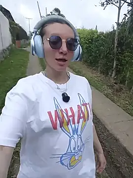 Snapshot of Lucy_colee chatting on 22, 12, 2025 Lucy colee online show from 22, 12, 2025