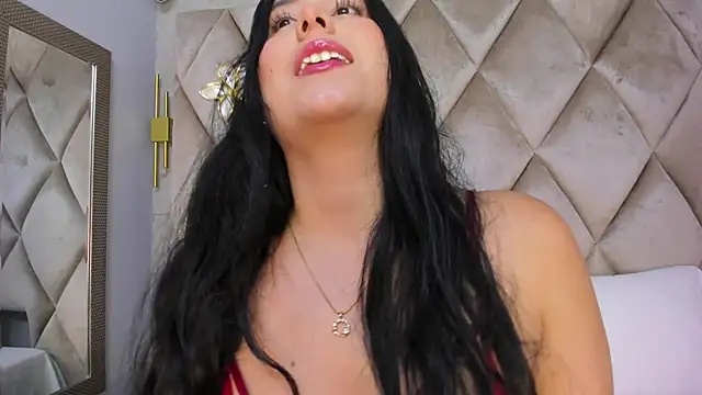 GabyParker  online show from 22, 4, 2026