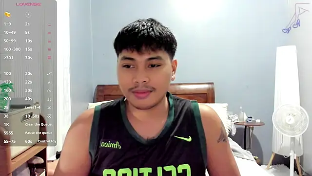 LuisitoJuancho55 online show from 30, 11, 2025