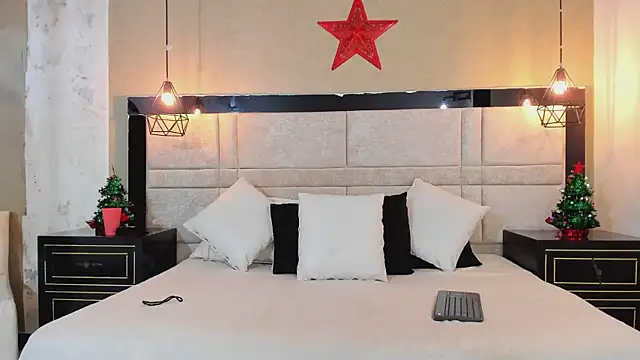 Snapshot of RousseWalker chatting on 29, 11, 2025 RousseWalker online show from 29, 11, 2025