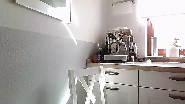 super-snoopy online show from 7, 4, 2026