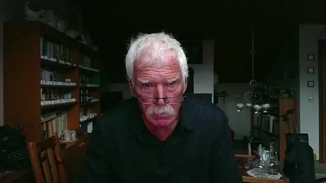 super-snoopy online show from 21, 9, 2025