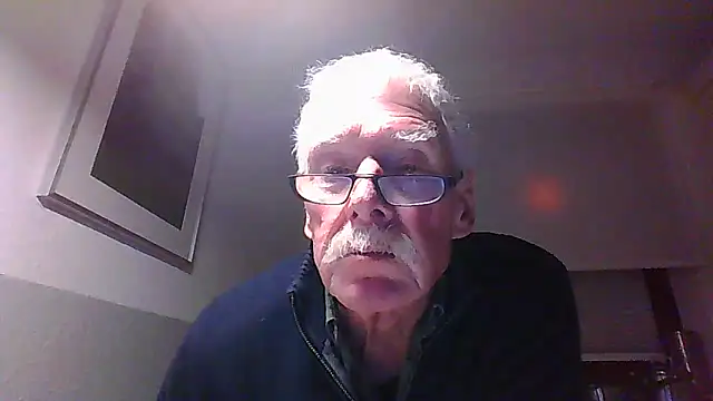 super-snoopy online show from 4, 12, 2025